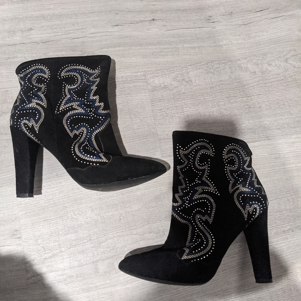 Steve Madden booties